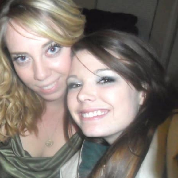 Meet your Posher, Tanya! - Picture 2 of 2